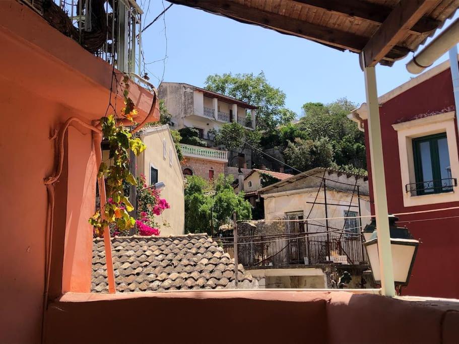 Сasa de vacaciones Traditional Detached Corfu House, 50m To Village Square *