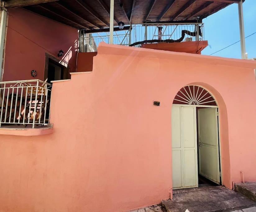 Traditional Detached Corfu House, 50m To Village Square Holiday home *