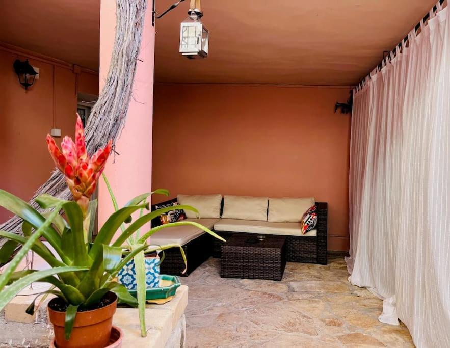 Traditional Detached Corfu House, 50m To Village Square *